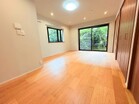 【洋室11.3帖】WIC完備 収納豊富