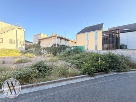 【新宿区下落合３】目白の静域。４８坪超のゆとりある土地で叶える都心の上質をここに。