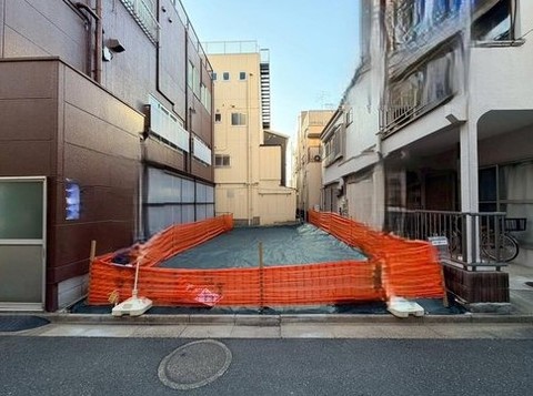 都心を身近に、暮らしは穏やかに。東砂１丁目に、こだわりの自由設計を。