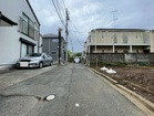 南東道路につき、陽当り・通風良好です。