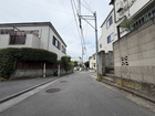 閑静な住宅地で公園が近いため子育て環境良好です。