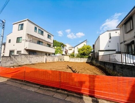 A区画　人気の高円寺が生活圏！中野区大和町で２階建ての快適な暮らし。