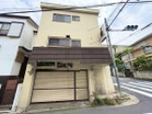 最寄り駅は徒歩９分。複数路線利用可能です。