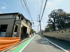 近隣に小・中学校、保育施設、公園が揃い、子育て環境も整っております。