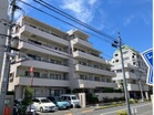 マンション目の前にコンビニあり♪