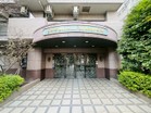 管理の行き届いた清潔感のあるエントランス！