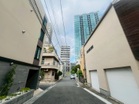周辺には生活に便利な施設多数