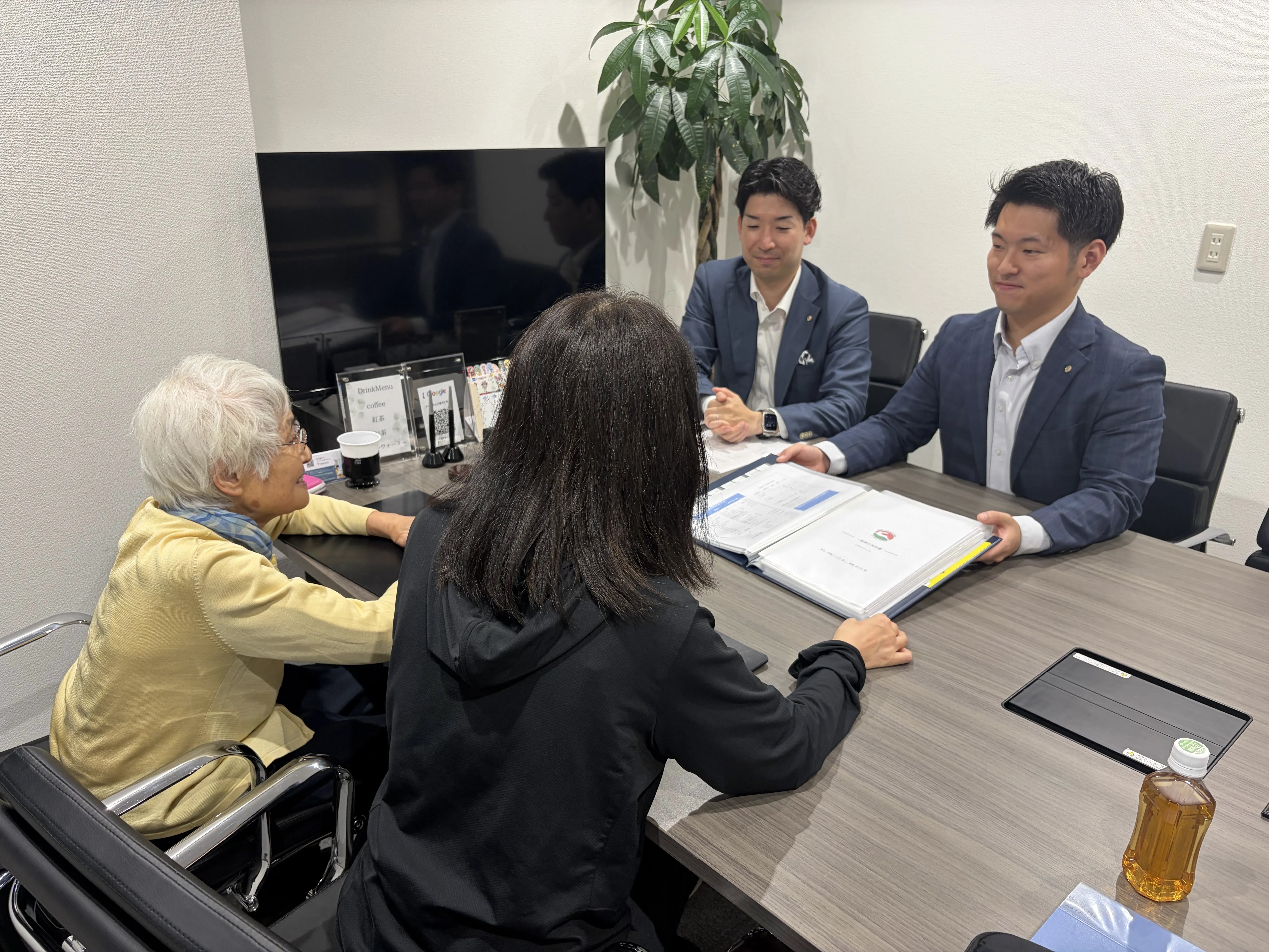 大沢様、尾形様、石川様には大変よくしていただきました。希望に沿って対応してくださり、...