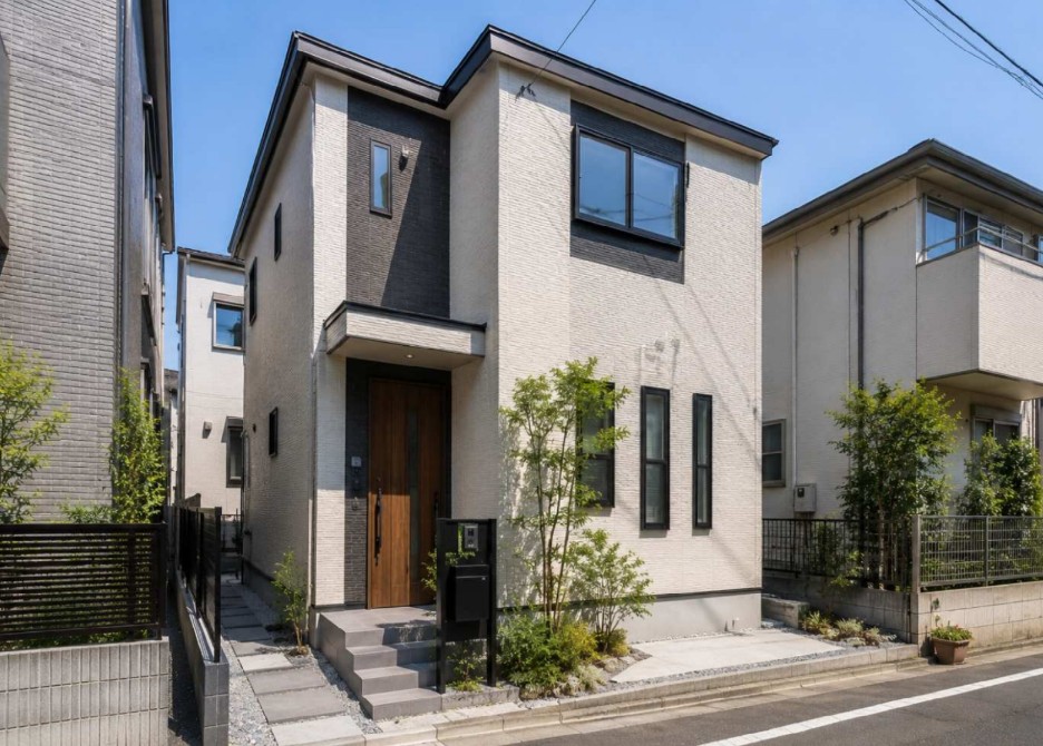 この度は素晴らしい物件を希望した期限内に無事購入することができ、夫婦共々心より安堵し...