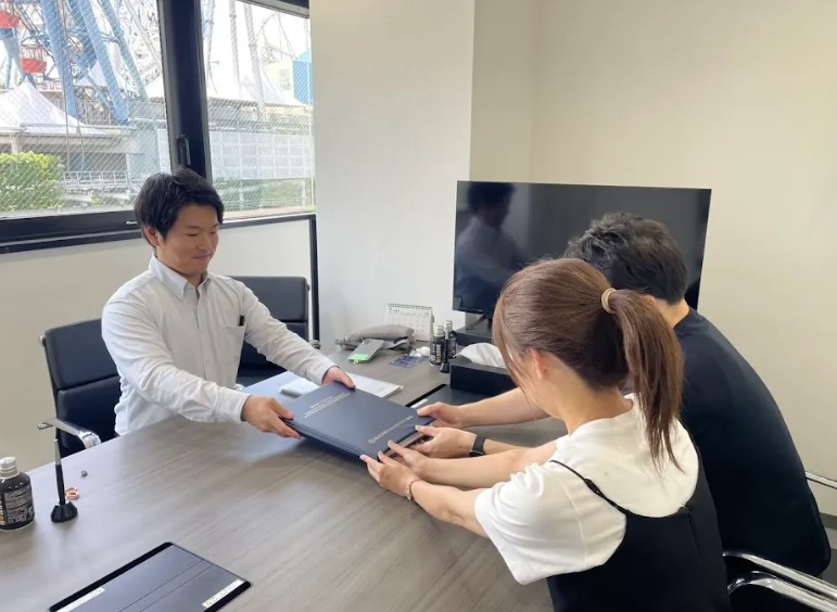 いつも親身になりいろいろとご提案していただき、とても安心して手続きを進めることができ...
