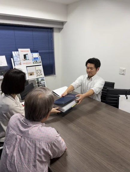 尾形さんも石川さんも昼夜とわず、スピーディーに対応して下さるので、
購入するつもり...