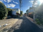 周辺は閑静な住宅街です。