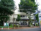 新宿区立牛込第三中学校(中学校)