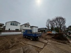 閑静な住宅街に立地
