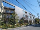 周辺は閑静な住宅街です♪
