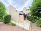 RC３階建　全１７戸　落ち着きある低層レジデンス