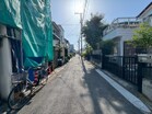 前面道路南方向４ｍ