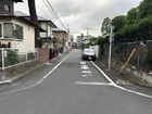 前面道路は５．７mございます