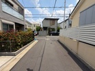 交通量の少ない前面道路♪