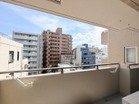 ７階から望む、開放的な眺望を日常の一部に。
