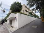 閑静な住宅街、広尾駅徒歩８分