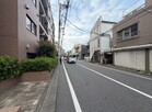 交通量の少ない前面道路♪