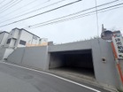 地下車庫駐車2台可能