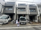 木造３階建