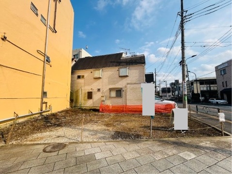 【世田谷区赤堤３】北西・北角地×更地×建築条件なし　「豪徳寺」駅10分
