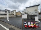 南6.4ｍ×西4ｍ　いずれも公道