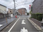 視界も抜けてお車の出し入れも快適です。