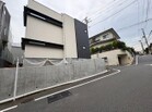 周辺は閑静な住宅街です♪
