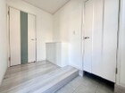 ゆとりある玄関で、心地よく迎える住まい。