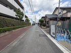 徒歩１０分圏内に小中学校・スーパー等ございます