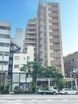 周辺環境充実の１３階建てマンション