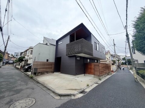 価格更新【荻窪2】2020年完成　北東・南東角地×荻窪公園VIEW　拘りのハイグレード戸建