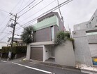 車庫１台あり