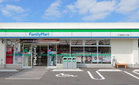 ファミリーマート桜丘世田谷通り店（コンビニ）