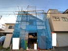 駅徒歩6分の好立地！完成に向けて順調に進行中♪